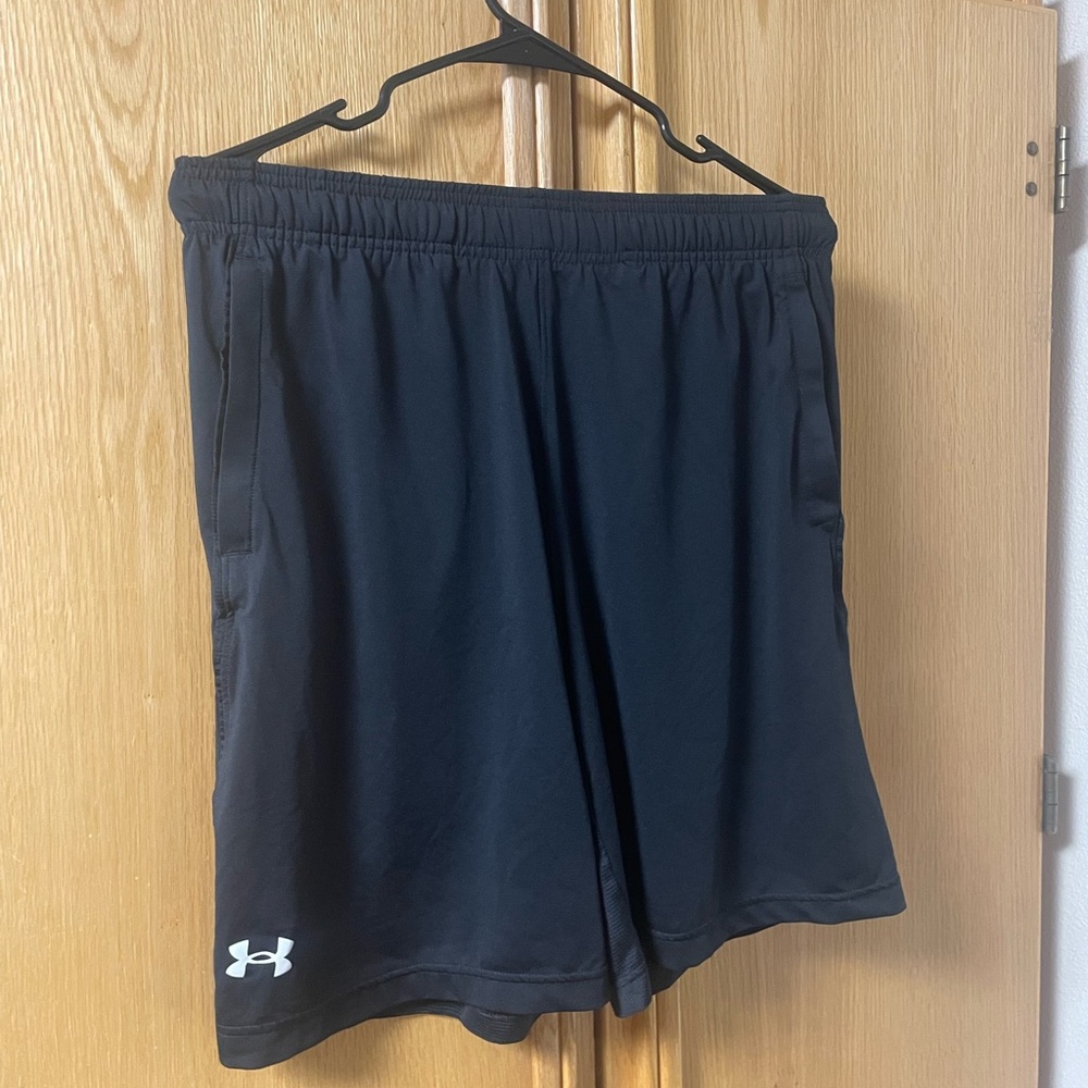 Under Armour Men's Black Athletic Shorts